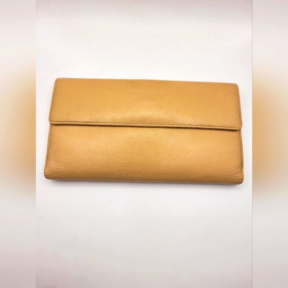 Chanel Coco Button Beige Gold Long Grained Wallet - Picture 3 of 6